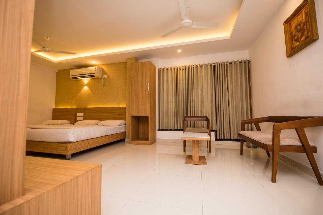 Hotel Kapilavasthu Palakkad Exterior photo