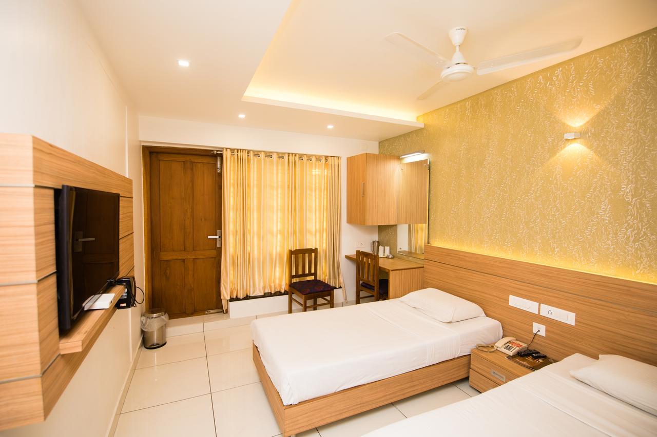 Hotel Kapilavasthu Palakkad Exterior photo
