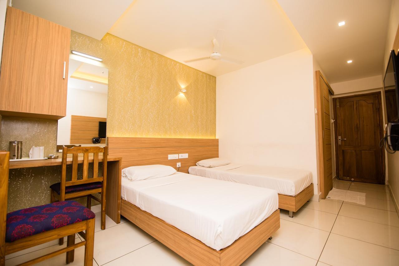 Hotel Kapilavasthu Palakkad Exterior photo