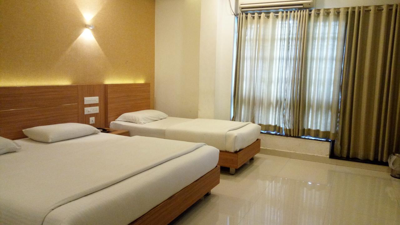 Hotel Kapilavasthu Palakkad Exterior photo