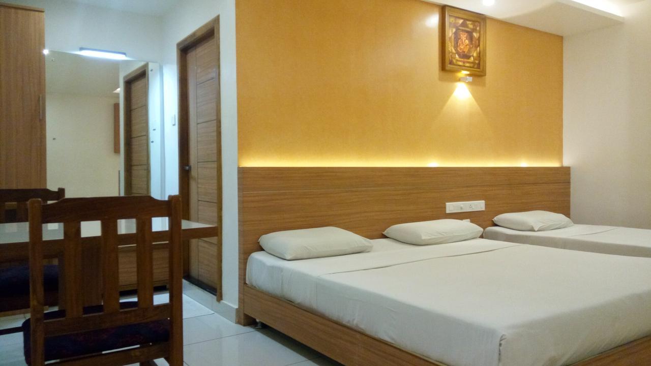 Hotel Kapilavasthu Palakkad Exterior photo