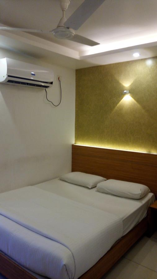 Hotel Kapilavasthu Palakkad Exterior photo