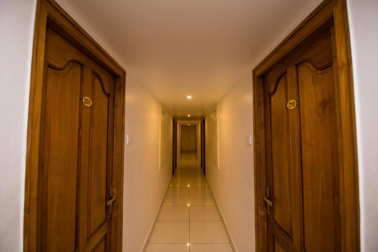 Hotel Kapilavasthu Palakkad Exterior photo